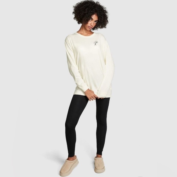 VS PINK LONG SLEEVE CAMPUS TEE SHIRT CREAM BLACK SPIDER WEBS HALLOWEEN HTF NWT L - Picture 3 of 4